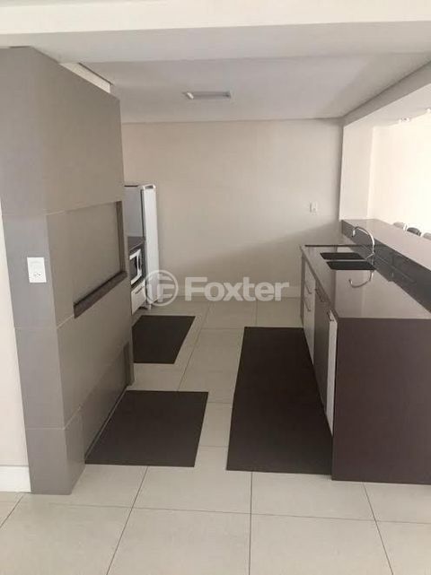 Image 17 - 308194