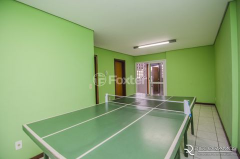 Image 8 - 889540