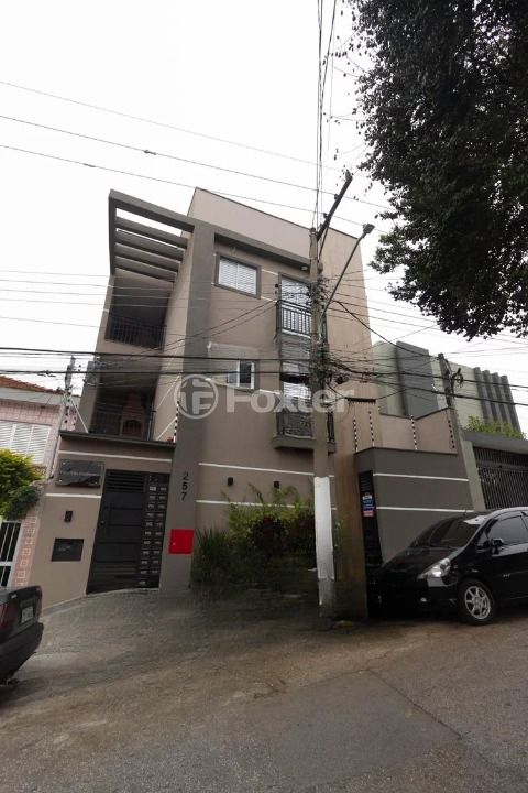 Image 8 - 854932