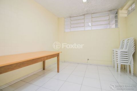 Image 19 - 917973
