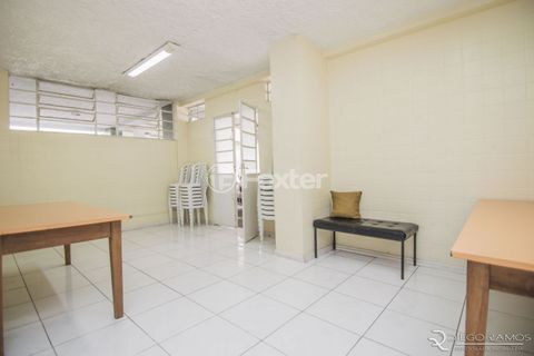 Image 17 - 917973