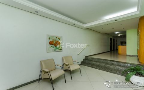 Image 1 - 914944