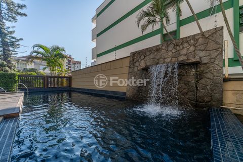 Image 10 - 887951