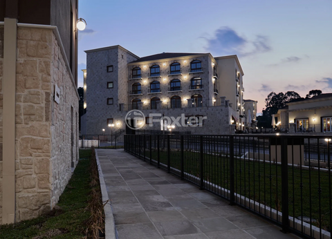 Image 9 - 870753
