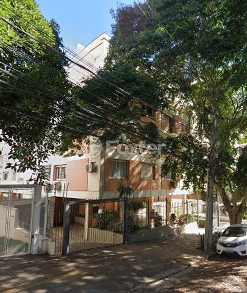 Image 11 - 886140