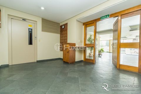 Image 14 - 896068