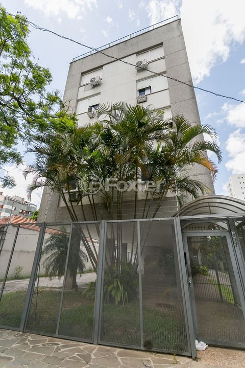 Image 6 - 872868
