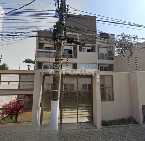 Image 16 - 818700