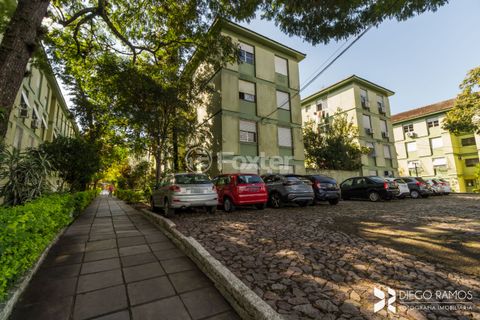 Image 17 - 888201