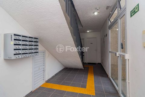 Image 15 - 883834
