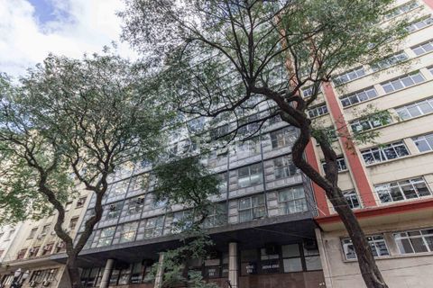 Image 13 - 891932