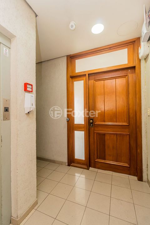 Image 10 - 867750