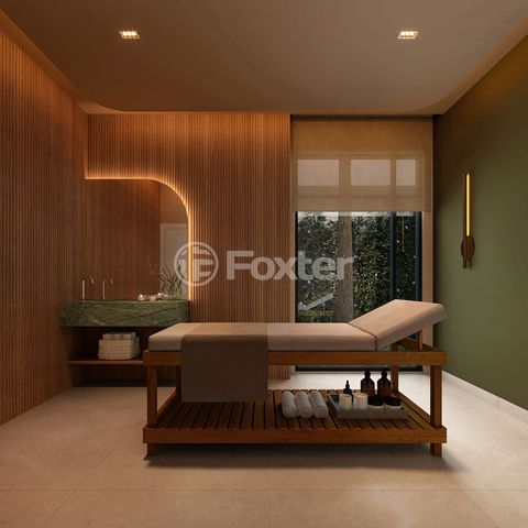 Image 7 - 896350