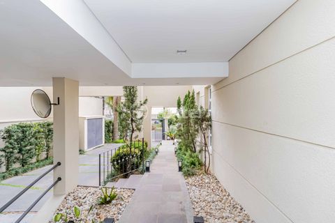 Image 11 - 727274