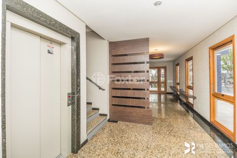 Image 17 - 310845