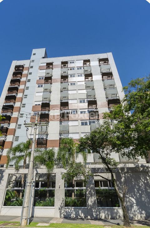 Image 5 - 900582
