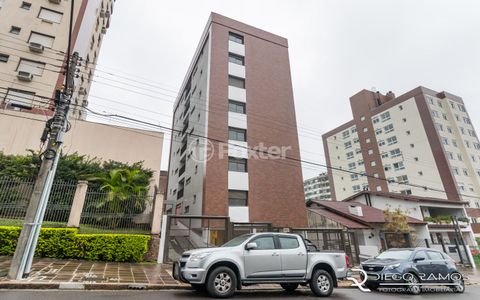 Image 6 - 893373