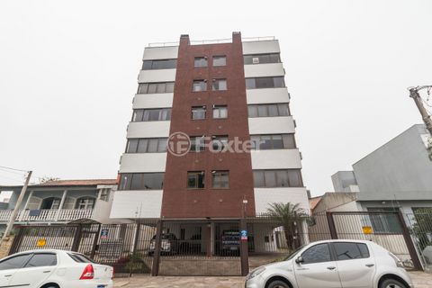 Image 17 - 851687