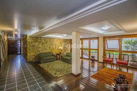 Image 13 - 887921