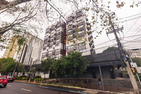 Image 16 - 180896