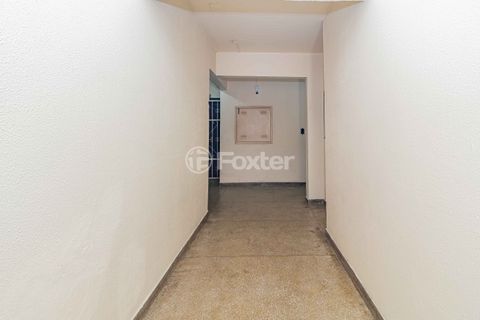 Image 17 - 304165