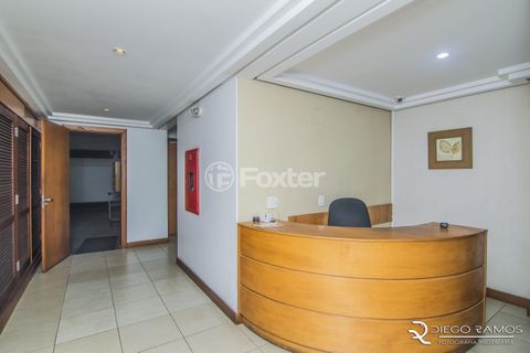 Image 9 - 884814