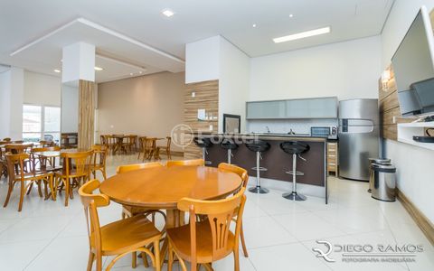 Image 9 - 882579