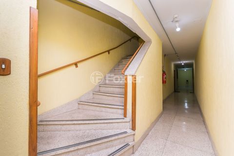 Image 13 - 892187