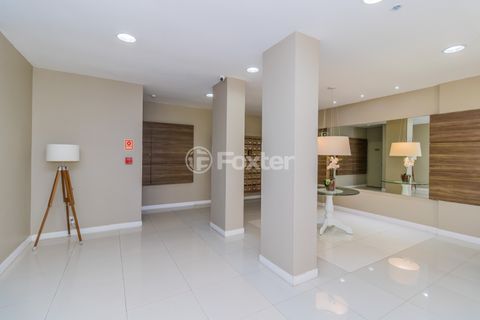 Image 17 - 617305