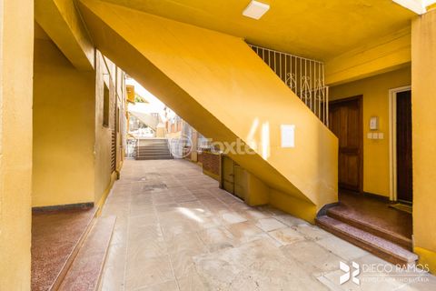 Image 6 - 884193