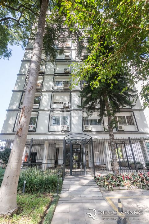 Image 7 - 929513