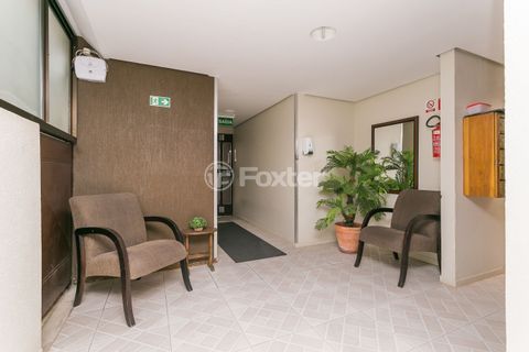 Image 2 - 916668