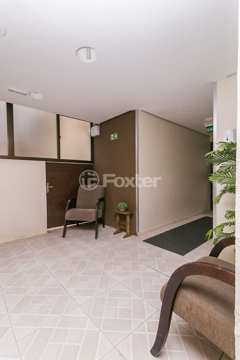 Image 3 - 916668