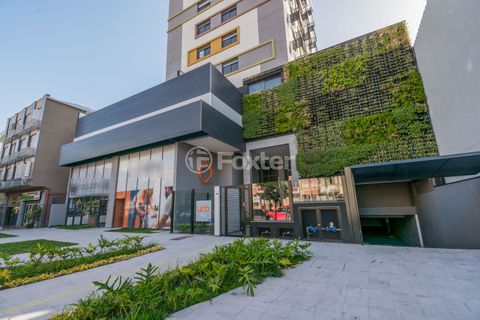 Image 13 - 891789