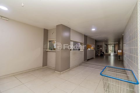 Image 8 - 257812