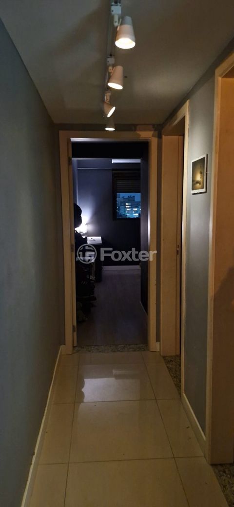 Image 6 - 102110