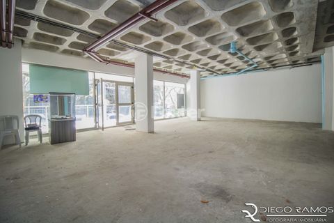 Image 1 - 105132