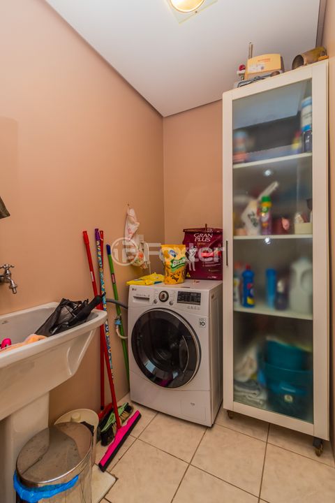 Image 4 - 116042