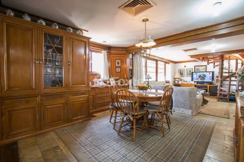 Image 15 - 117311