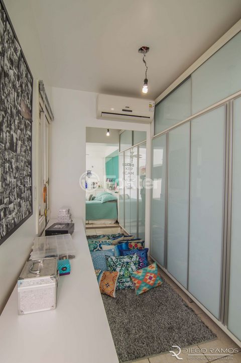Image 12 - 125741
