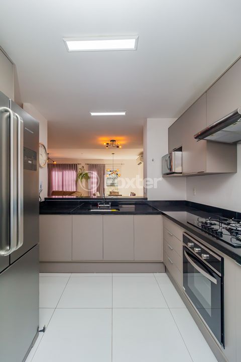 Image 11 - 126666