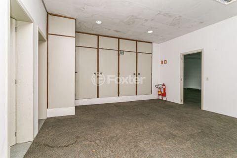 Image 16 - 128265