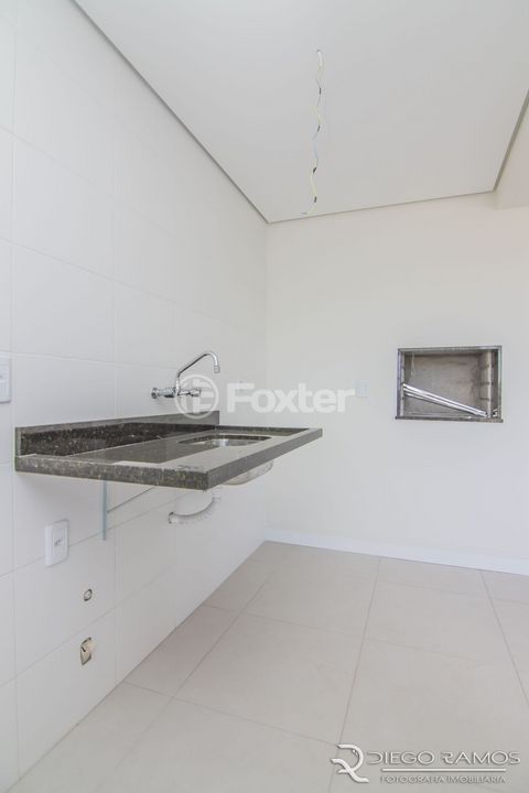 Image 8 - 151412