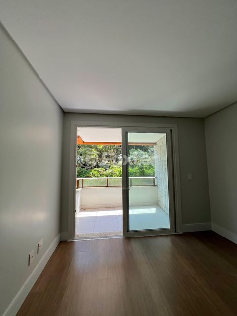 Image 3 - 160555