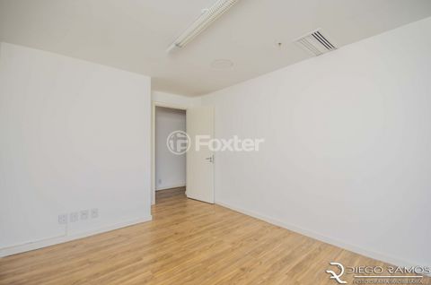 Image 6 - 181030