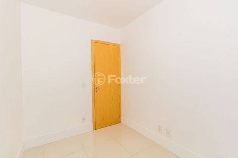 Image 10 - 182290