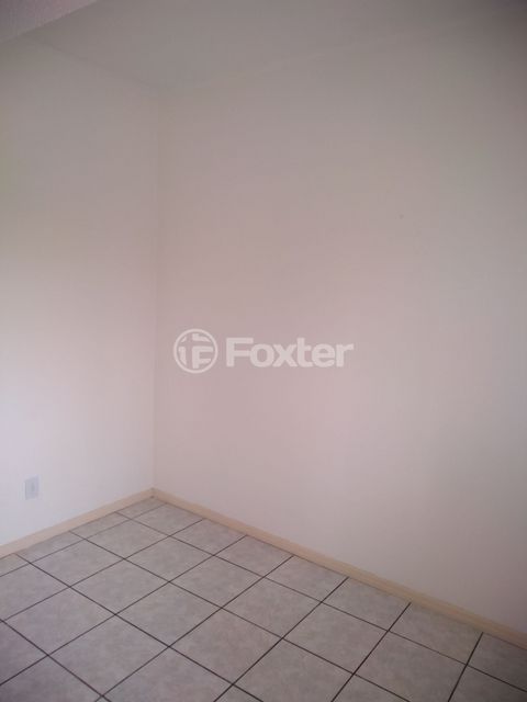 Image 19 - 190016