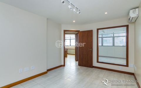 Image 8 - 190358