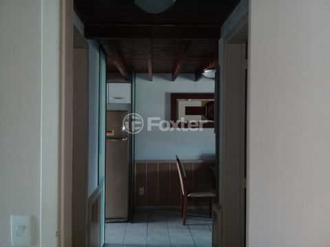 Image 10 - 195111