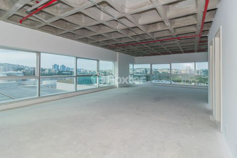 Image 1 - 195881